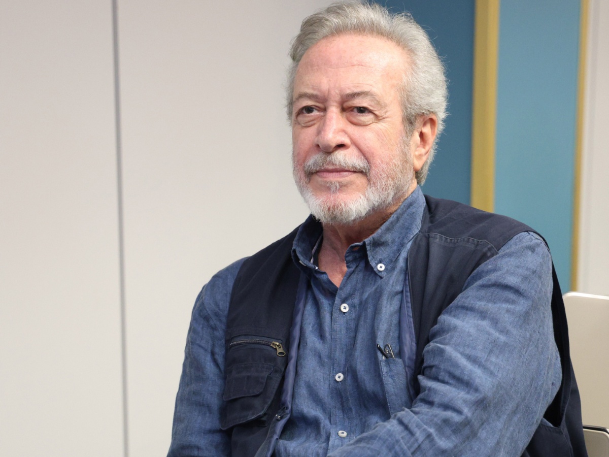 Γρηγόρης Βαλτινός: «Δεν καταλαβαίνω πώς κάποιος μπορεί να λειτουργήσει σεξουαλικά κάτω από βία»