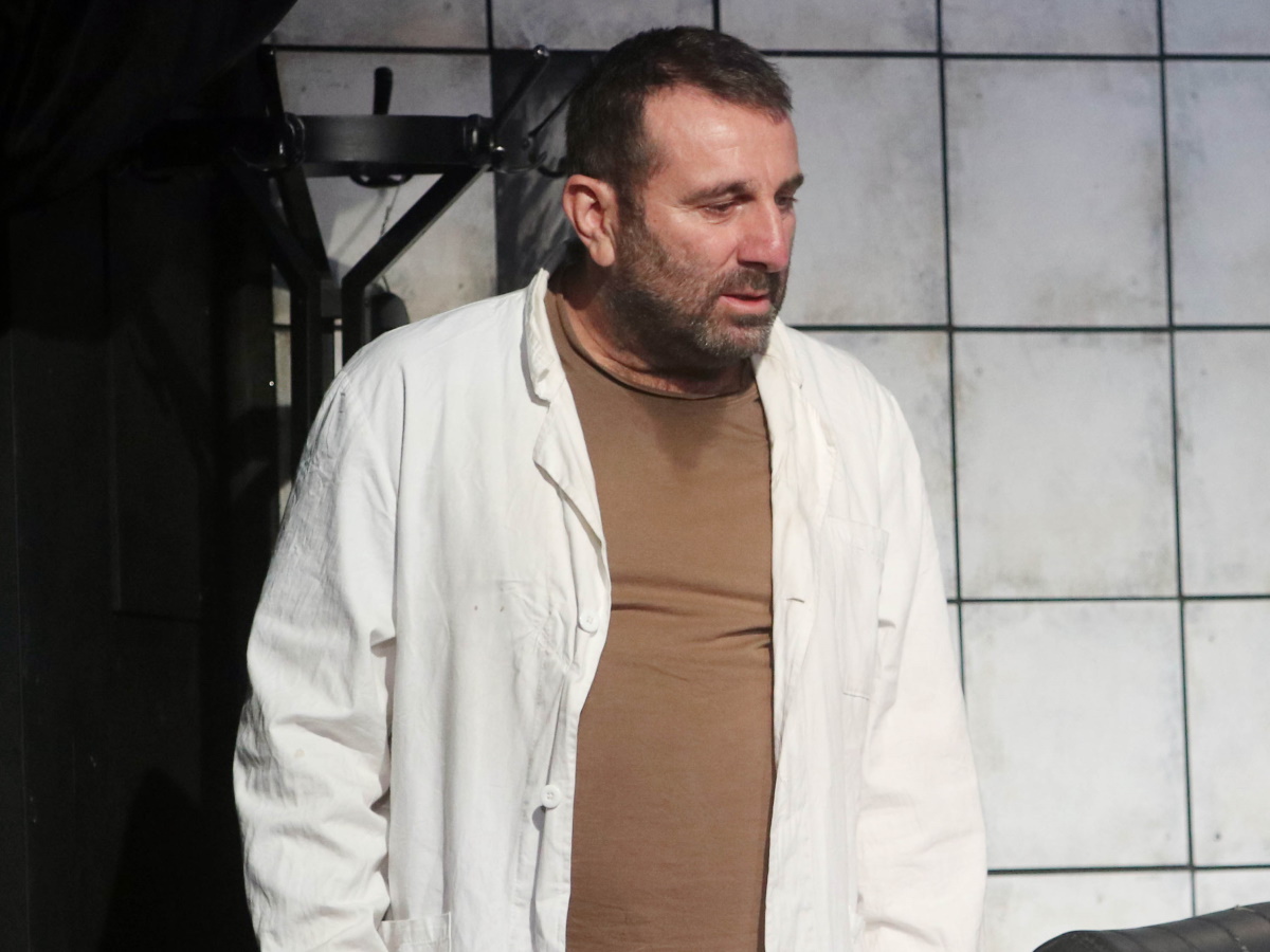 Ηλίας Βαλάσης: «Έχω αλλάξει συμπεριφορά λόγω των πολλών θανάτων γύρω μου»