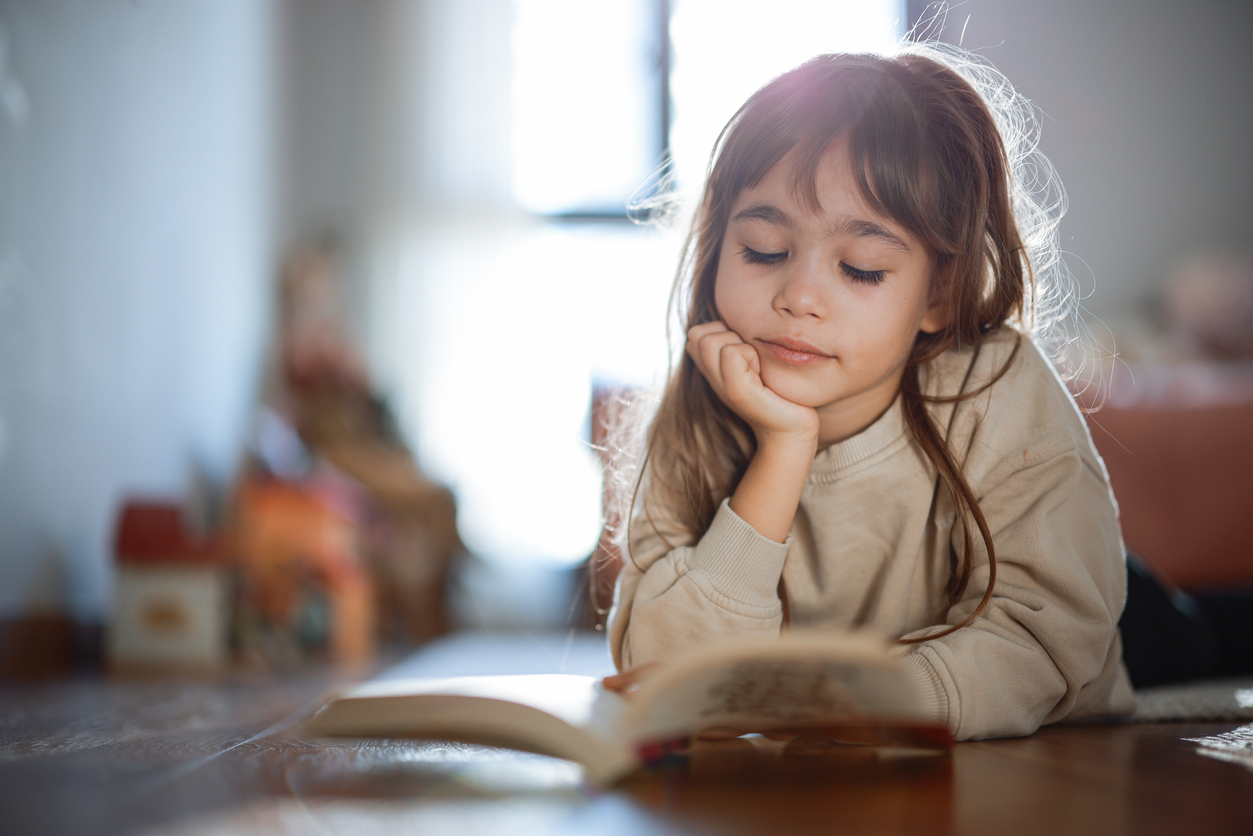 Δυσλεξία, δυσγραφία, δυσπραξία: Τα 4 πρώτα καμπανάκια που βλέπουν οι ειδικοί