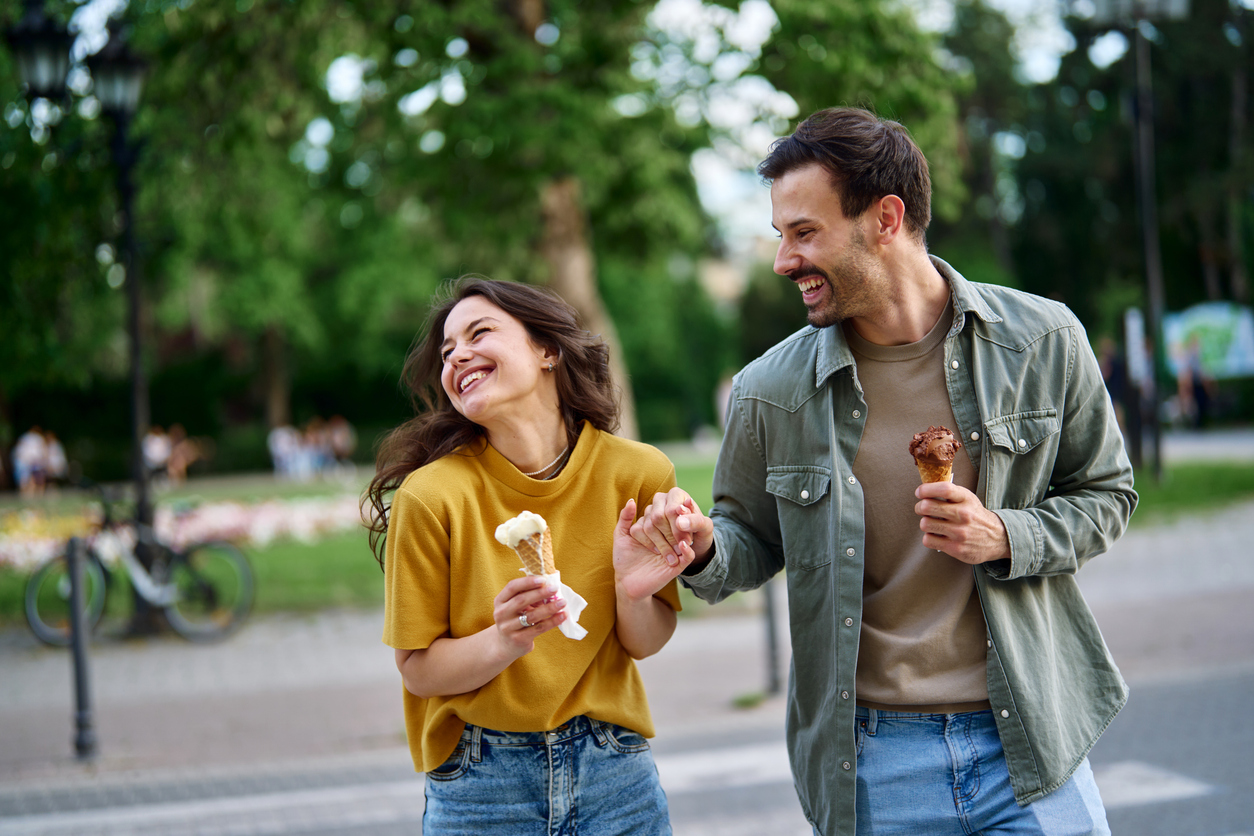 Friend Zone: Να μείνεις, να φύγεις ή να μιλήσεις;