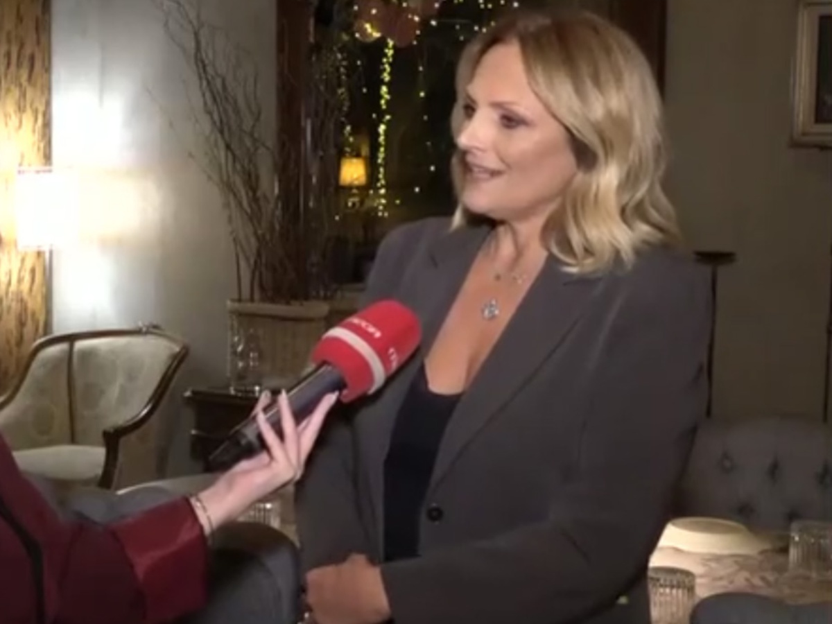 Χριστίνα Λαμπίρη: «Τα εγγόνια μου με έχουν κάνει πολύ καλύτερο άνθρωπο σε πολλά επίπεδα»