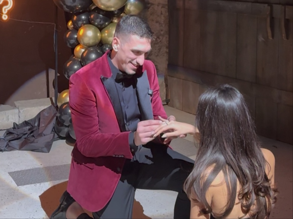 Γιαννούλης Λαρεντζάκης: Έκανε πρόταση γάμου στην σύντροφό του, Γιώτα Γεωργοπούλου