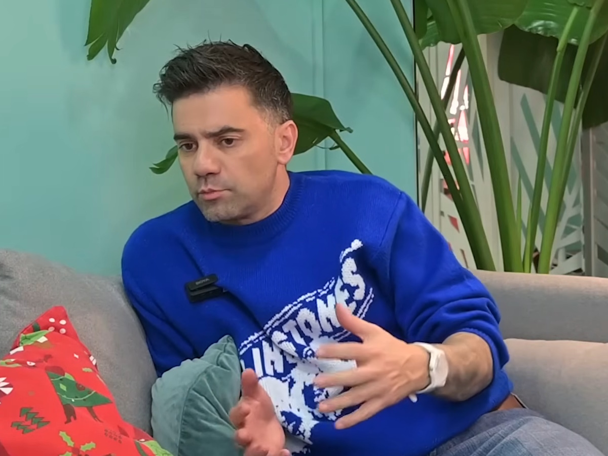 Θοδωρής Μαραντίνης: «Με στεναχωρεί ότι η δημόσια εικόνα μου γυρίζει γύρω από τα προσωπικά μου – Η αλήθεια είναι σχετική»