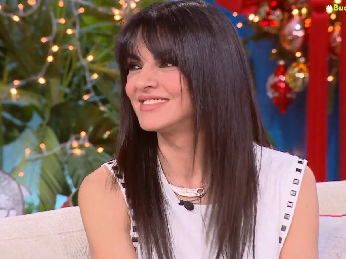 Μαρία Σολωμού: «Στην προσωπική μου ζωή είμαι μόνη μου – Καβαλούσε η μία σχέση την άλλη, δεν υπήρχε κενό»