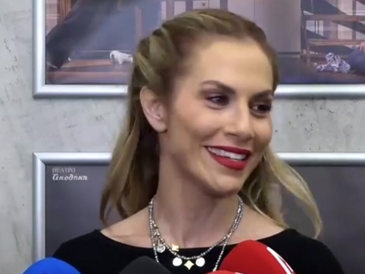 Ντορέττα Παπαδημητρίου: «Έχω φροντίσει να ενημερώνω τα παιδιά μου για την προσωπική μου ζωή, πριν τα διαβάσουν κάπου»