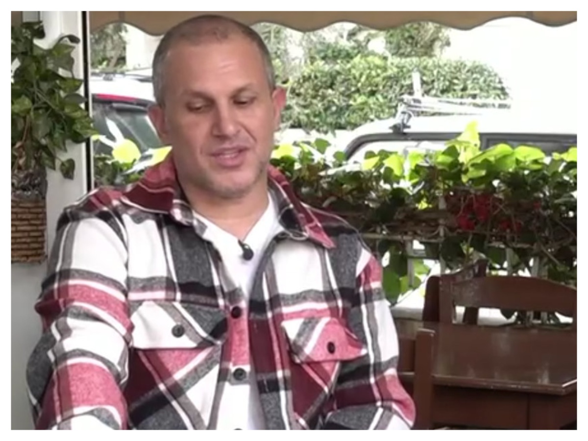 Πέτρος Πέτρου: «Γεννήθηκα με όραση μόνο στο ένα μάτι – Μου έλεγαν “στραβέ, δεν βλέπεις”»