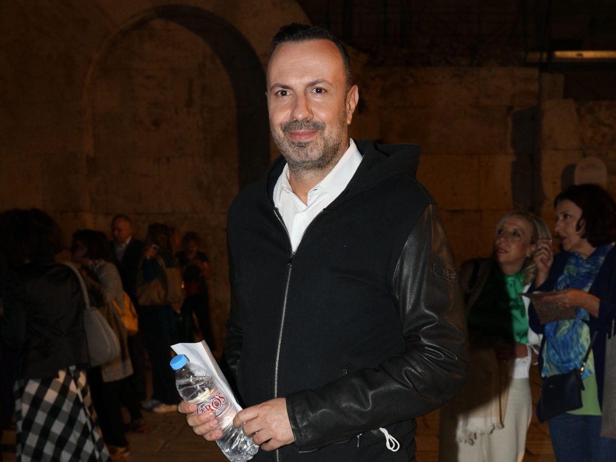 Τάσος Τρύφωνος: Έτσι γιόρτασε τα γενέθλια του στην Αθήνα – Ποιοι έδωσαν το παρών