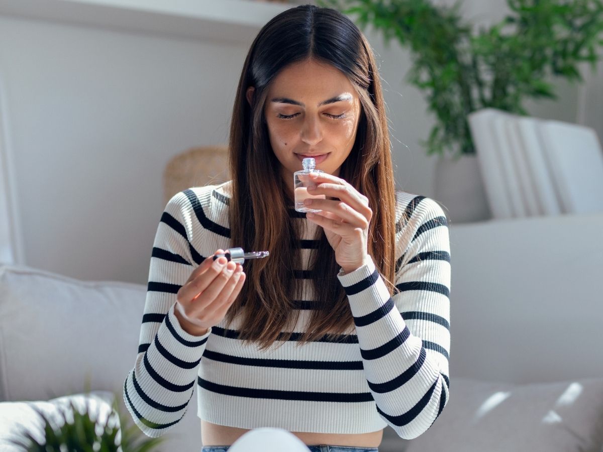 Ποια είναι τα καλύτερα αιθέρια έλαια για την ανακούφιση από το στρες;