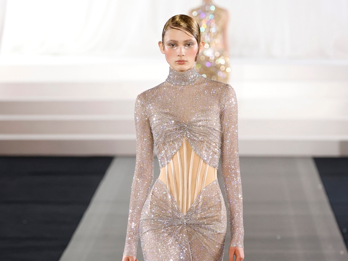 Στο show της Celia Kritharioti ο θρυλικός hairstylist Eugene Souleiman δημιούργησε ονειρικά looks