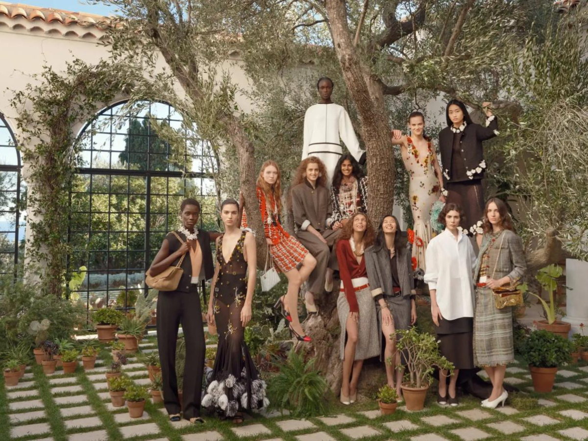 Chanel: Ο Matthieu Blazy φωτογραφίζει την πρώτη του καμπάνια για τον οίκο στην ιστορική βίλα της Coco Chanel