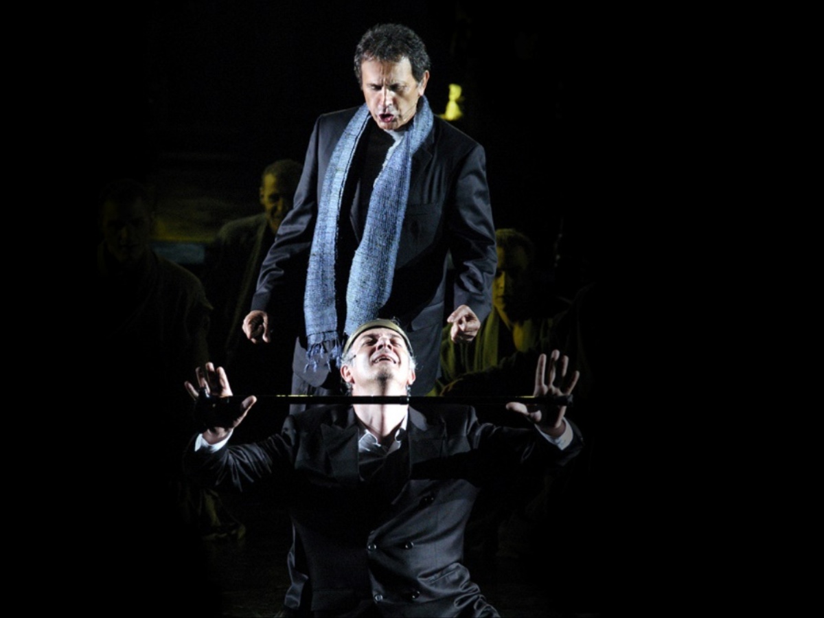 Γιώργος Νταλάρας: Κυκλοφορεί τα τραγούδια της παράστασης, «Οιδίπους Τύραννος»