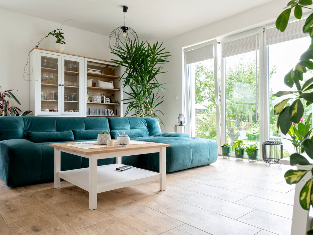 Βιτρίνα σαλονιού: Ιδέες για κομψή και πρακτική διακόσμηση