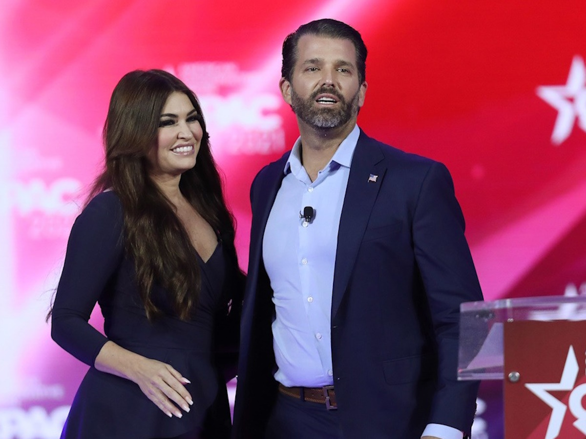 Η Κίμπερλι Γκιλφόιλ «σπάει» τη σιωπή της για τον αρραβώνα του πρώην της, Ντόναλντ Τραμπ Τζούνιορ: «Του εύχομαι ό,τι καλύτερο»