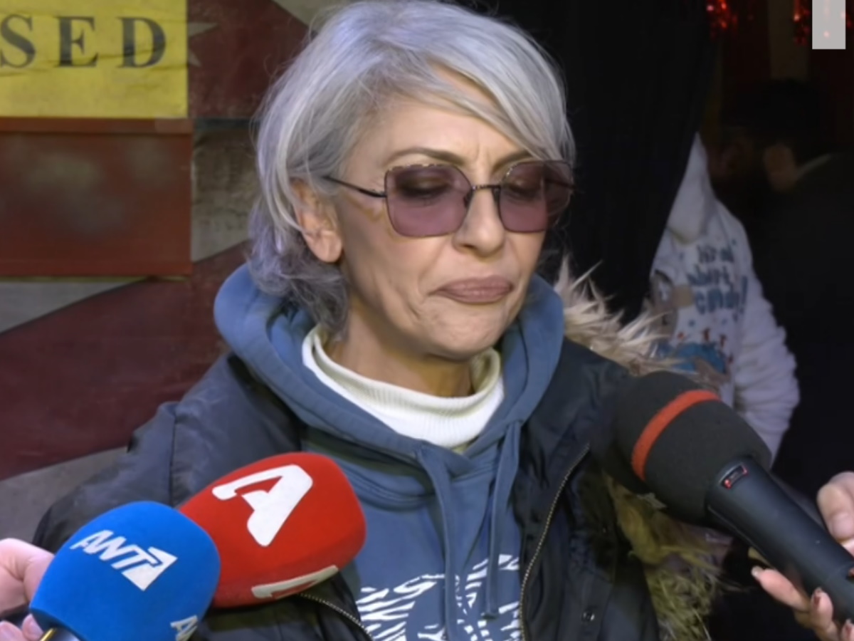 Ματθίλδη Μαγγίρα: «Η Μπέττυ Μαγγίρα δεν θα πήγαινε άλουστη ποτέ των ποτών» – Η αντίδραση του Δημήτρη Παπανώτα