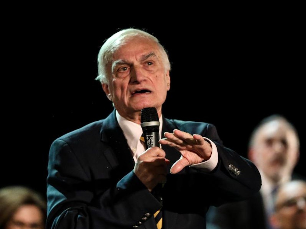 Ο Μανώλης Μαυρομμάτης ξεκαθαρίζει για την υγεία του: «Είμαστε στο τελικό στάδιο της αποκατάστασης, αλλά δε θα πάρω άμεσα εξιτήριο»