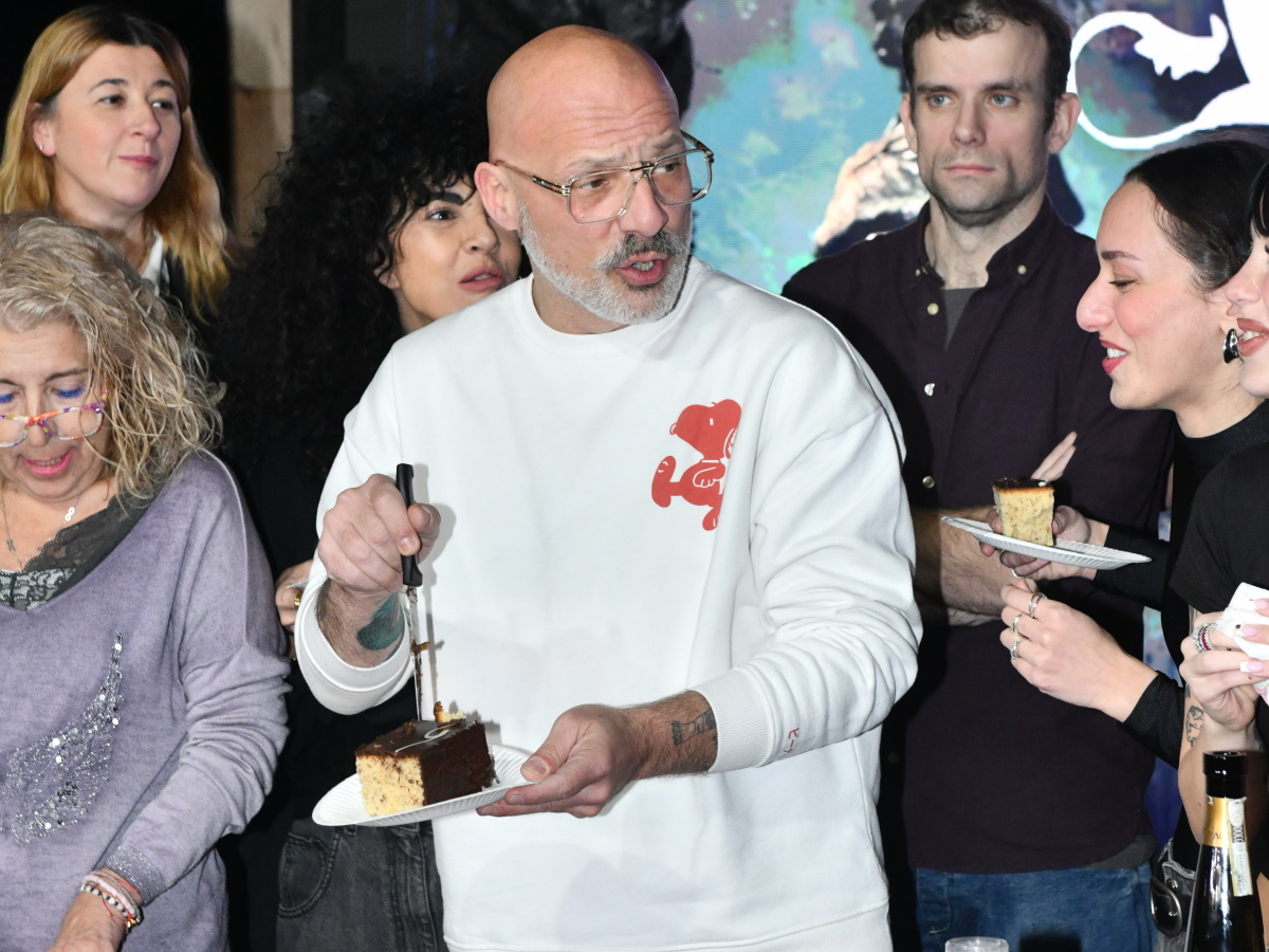 Νίκος Μουτσινάς: Αρνήθηκε να μιλήσει στην κάμερα του Star – «Πόσο έχει πληγωθεί από την τηλεόραση;»