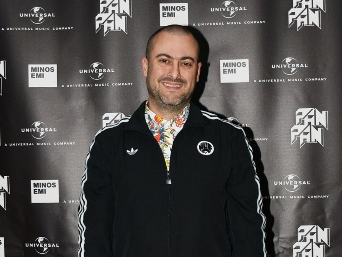 Η «Ανισόπεδη Ντίσκο» έγινε διαμαντένια – Η Απονομή του Pan Pan και το ολοκαίνουργιο άλμπουμ του