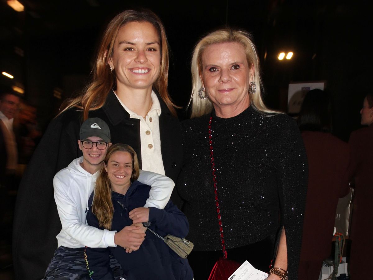 Η Αγγελική Κανελλοπούλου για την πρόταση γάμου του Κωνσταντίνου Μητσοτάκη στη Μαρία Σάκκαρη: «Δεν το ξέραμε, ήταν έκπληξη»