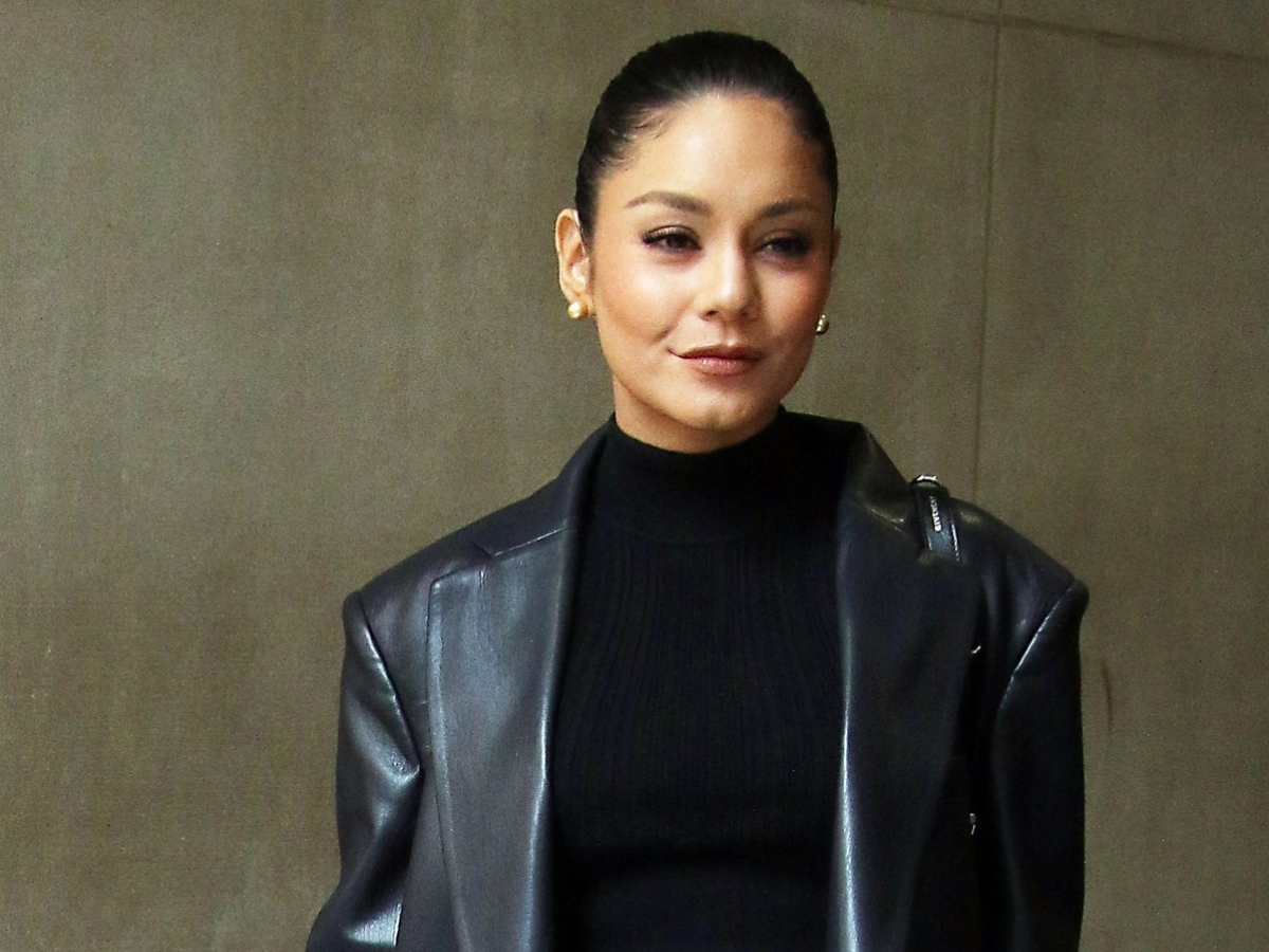 Η Vanessa Hudgens υιοθέτησε ήδη το Valentine’s day μανικιούρ που θα μπορείς να αντιγράψεις σήμερα κιόλας