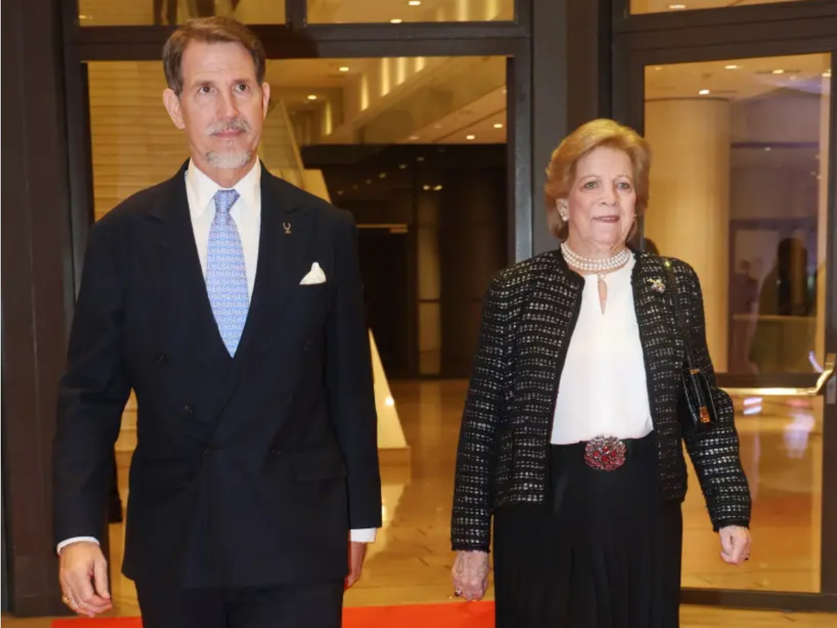 Παύλος Ντε Γκρες: Βραδινή έξοδος με τη μητέρα του, Άννα Μαρία – Φωτογραφίες