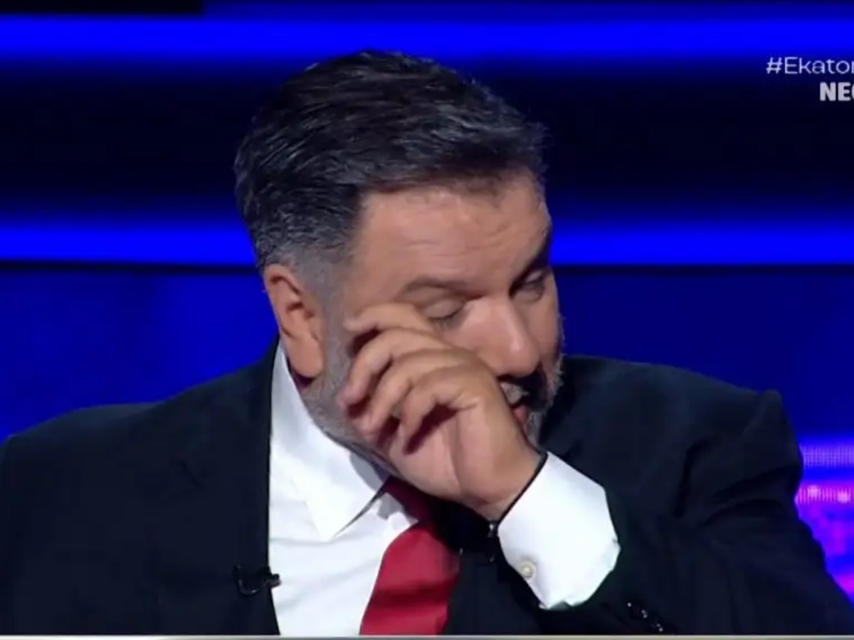 Γρηγόρης Αρναούτογλου: «Λύγισε» on air αναφερόμενος στη μητέρα του – «Όλα αλλάζουν λίγο παράξενα και ξαφνικά δεν προλαβαίνεις»