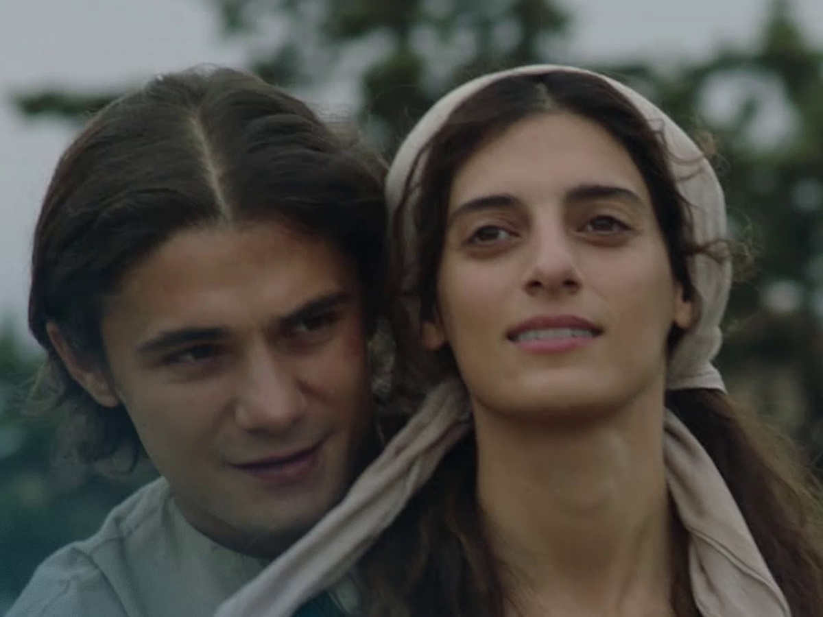 Οι Αθώοι: Ο έρωτας γεννιέται στις καρδιές των εφήβων – Οι εξελίξεις στο δεύτερο επεισόδιο της σειράς του MEGA