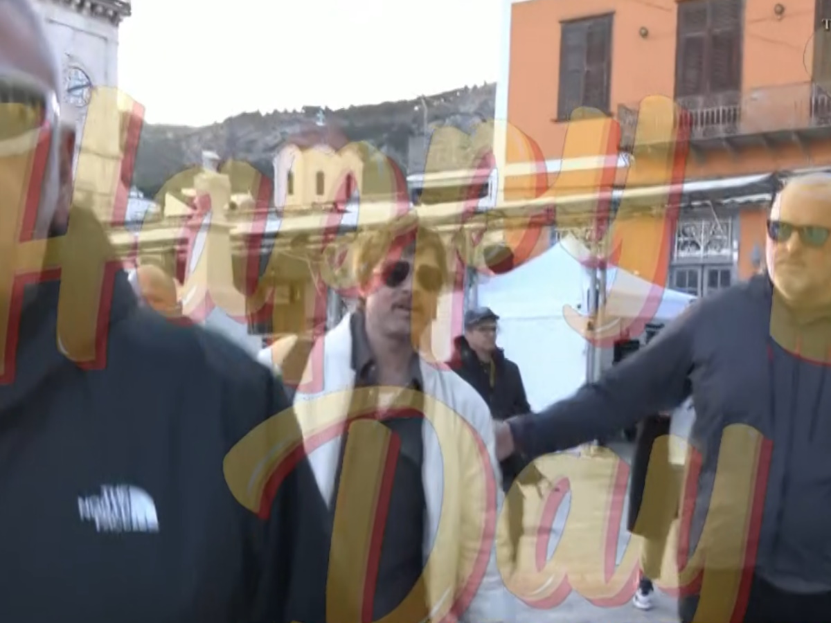 Μπραντ Πιτ: Τα πρώτα πλάνα του από την Ύδρα