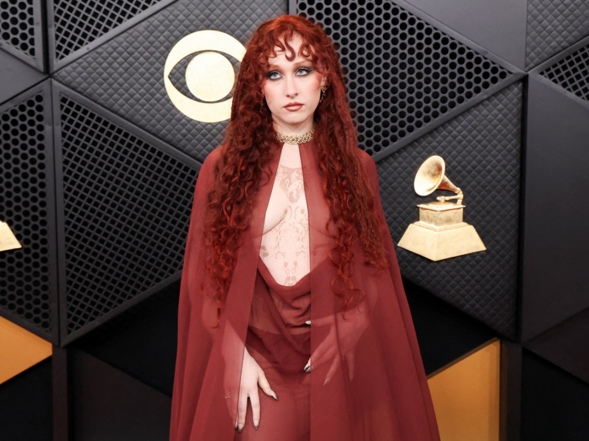 Τσάπελ Ρόουν: Απαντάει πρώτη φορά στα αρνητικά σχόλια που δέχθηκε για την αποκαλυπτική εμφάνισή της στα Grammys