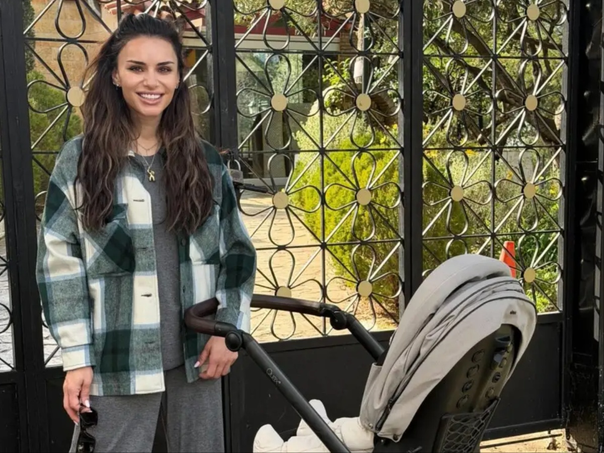 Ελένη Τσολάκη: Η νέα έξοδος με την κόρη της – «Οι 11 πιο όμορφοι μήνες της ζωής μου»