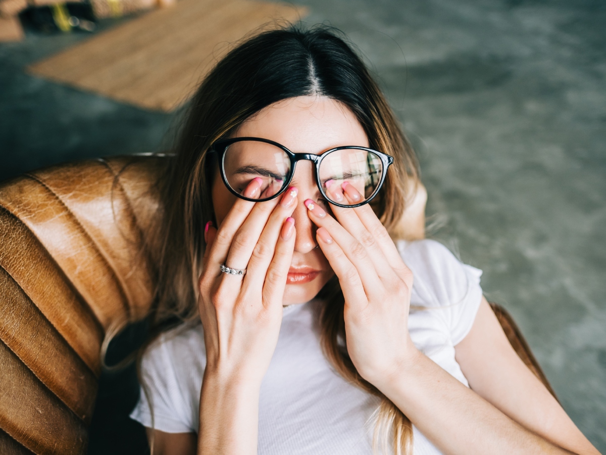 Ημικρανίες: Δεν είναι απλώς ένας ακόμα πονοκέφαλος – Όσα πρέπει να γνωρίζεις για την πρόληψη και την αντιμετώπιση