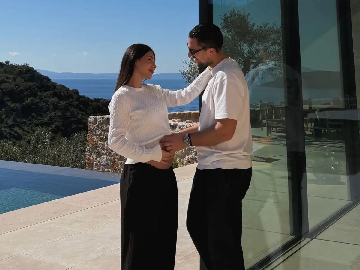 Σάκης Κατσούλης – Μαριαλένα Ρουμελιώτη: Ρομαντική απόδραση για το ζευγάρι λίγο πριν γίνουν γονείς για πρώτη φορά