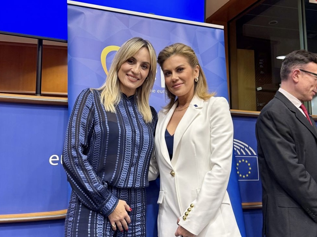 Ελεονώρα Μελέτη – Ευγενία Μανωλίδου: Ο ιδιαίτερος λόγος που συναντήθηκαν στο Ευρωπαϊκό Κοινοβούλιο