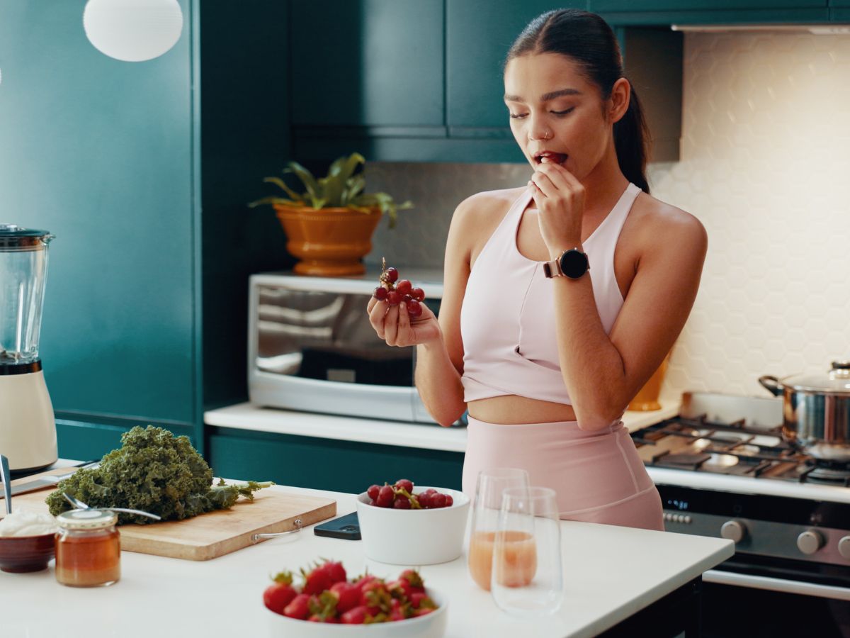 Ξεκινάς νηστεία; Οι «παγίδες» που πρέπει να αποφύγεις για να μη πάρεις κιλά