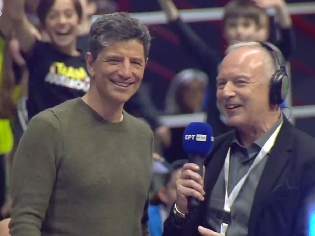 Σάκης Ρουβάς: Απόλαυσε τον Εμμανουήλ Καραλή στο Fly Athens – Ξεσήκωσε το στάδιο με την είσοδό του