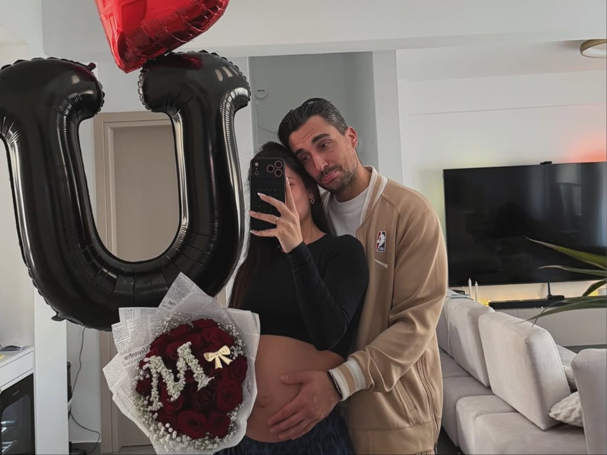 Σάκης Κατσούλης: Η έκπληξη στη Μαριαλένα Ρουμελιώτη για τον Άγιο Βαλεντίνο λίγο πριν γίνουν γονείς