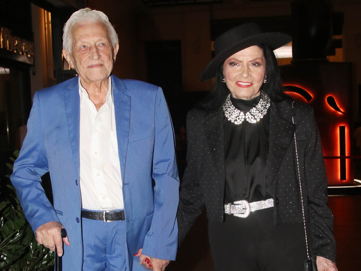 Ζωζώ Σαπουντζάκη: Η απάντηση για την κατάσταση της υγείας της μετά τον θάνατο του συντρόφου της