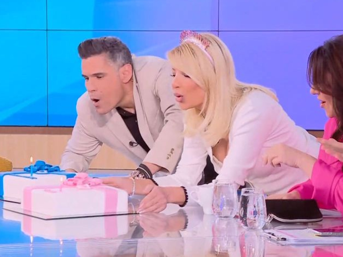 Φαίη Σκορδά και Δημήτρης Ουγγαρέζος γιόρτασαν τα γενέθλιά τους στο πλατό του Buongiorno