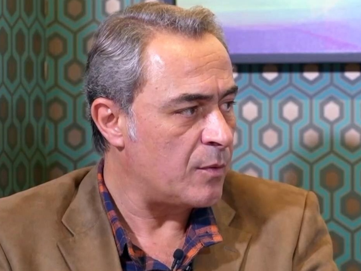 Θανάσης Κουρλαμπάς: «Έχω υπάρξει άδικος στη δουλειά, έχω μετανιώσει για πολλά πράγματα»