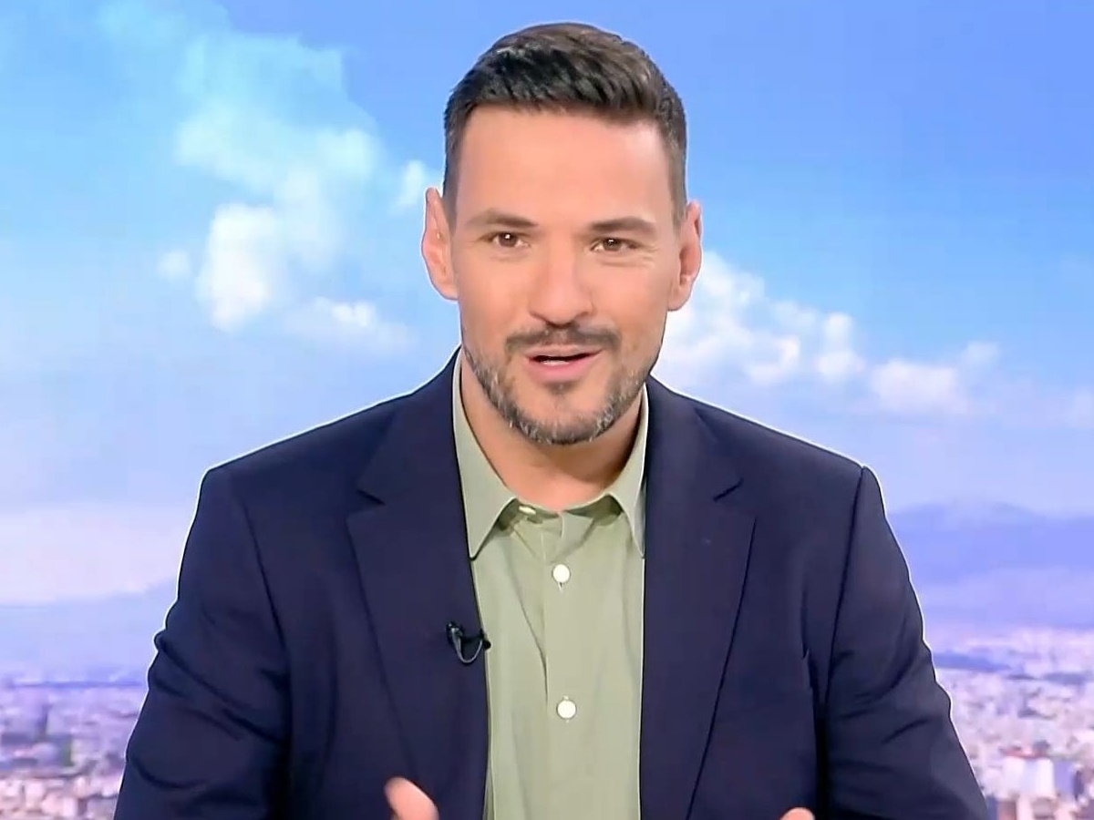 Κώστας Τσουρός: «Θα προτιμούσα να σταματήσω» – Τι φέρεται να είπε στους συνεργάτες του στον ΣΚΑΪ μετά τις αλλαγές