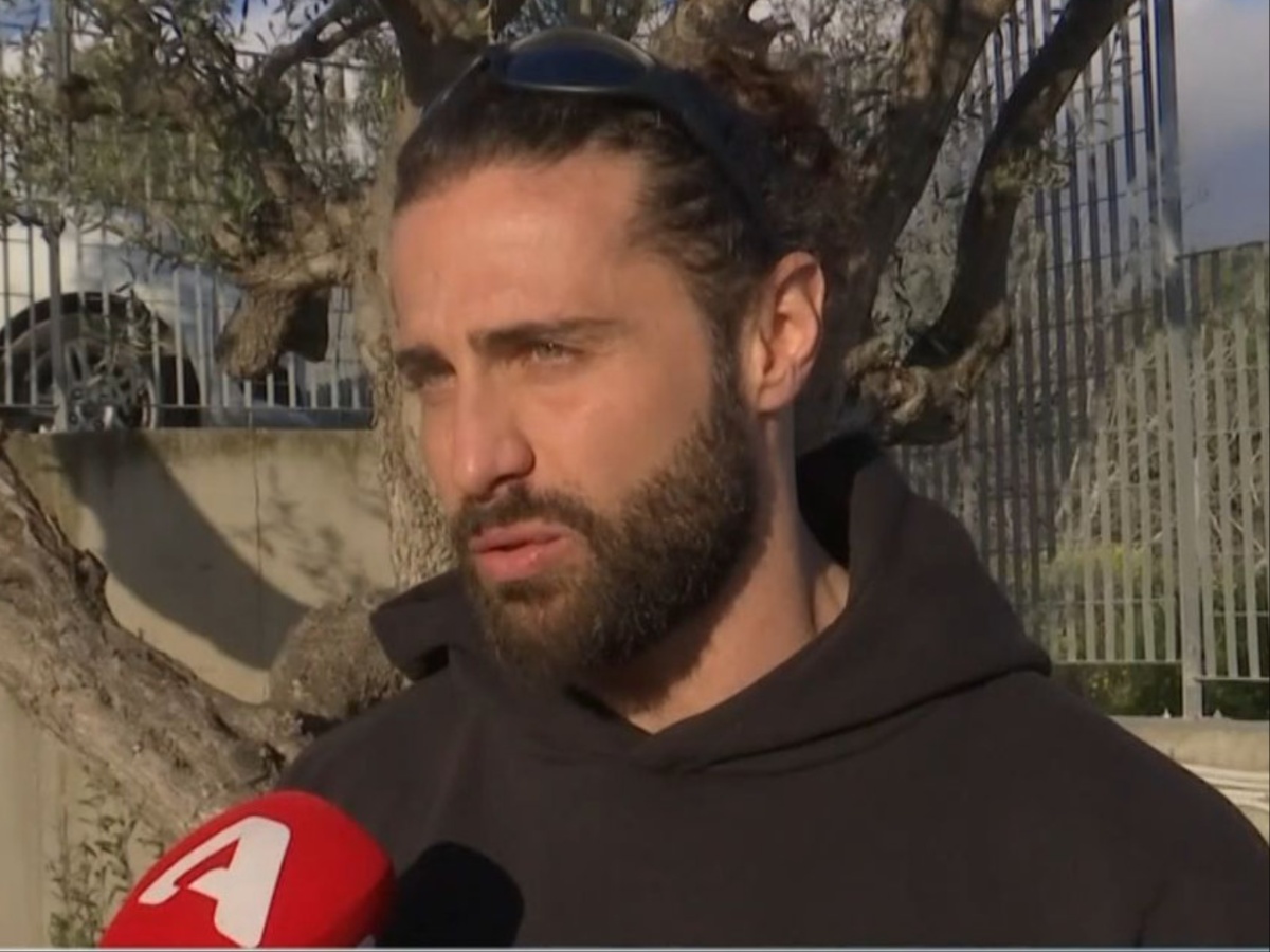 Κωνσταντίνος Βασάλος: Η αντίδραση σε ερώτηση για την Ευρυδίκη Βαλαβάνη – «Δεν θέλω να σχολιάσω κάτι άλλο γιατί με εκνεύρισες»