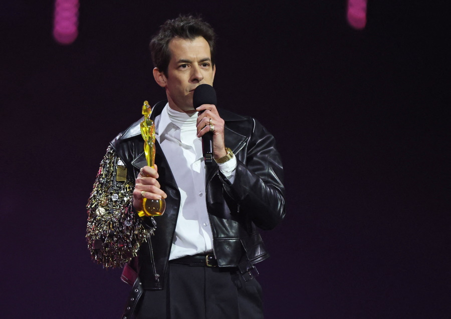 Brit Awards 2026: Αναλυτικά η λίστα των νικητών – Rosalia και Olivia Dean οι πρωταγωνίστριες της βραδιάς