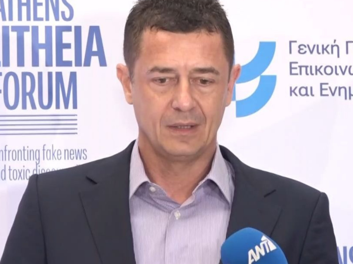 Αντώνης Σρόιτερ: «Παλιά είχα τις θείες να αγωνιούν για το πότε θα παντρευτώ, τώρα έχω εσάς να αγχώνεστε αν θα μείνω άνεργος»