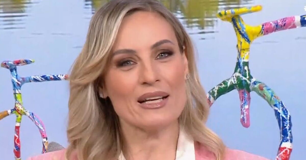 Ελεονώρα Μελέτη: «Ο σύζυγός μου είναι ένα εξαιρετικό αρσενικό πρότυπο μέσα στο σπίτι και ιδανικό για την κόρη μας»