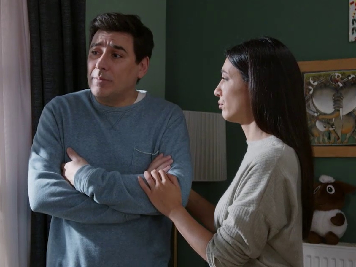 «Έχω παιδιά»: Τι συμβαίνει όταν ανακαλύπτεις πως ο μεγαλύτερος εχθρός της καθαριότητας είναι ο ίδιος σου ο εαυτός;