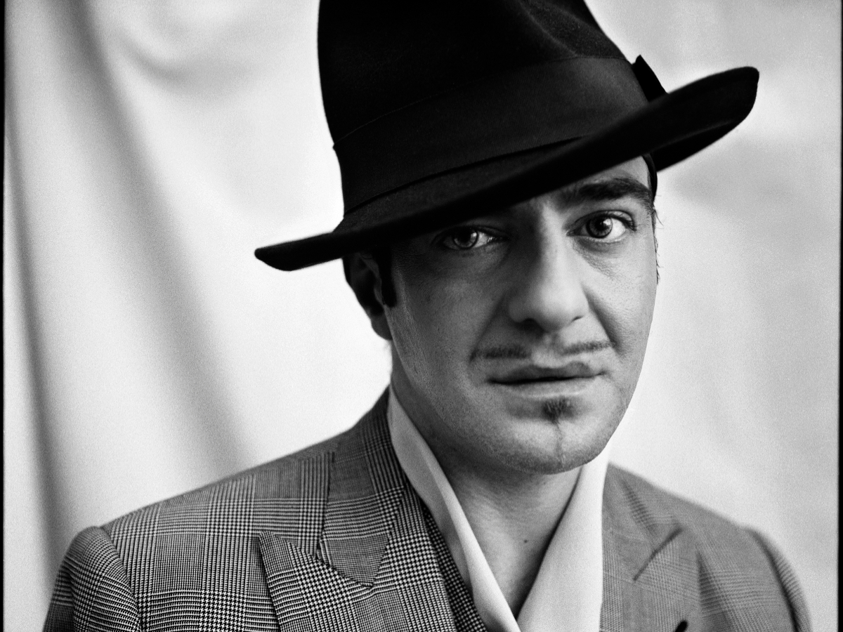 Ο John Galliano θα σχεδιάζει για τη Zara