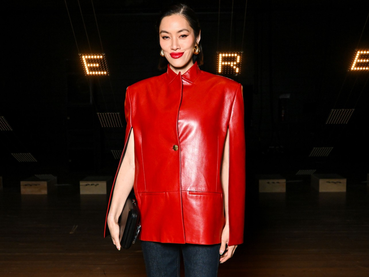 Το δέρμα αποκτά χρώμα και γίνεται η πιο τολμηρή τάση της άνοιξης