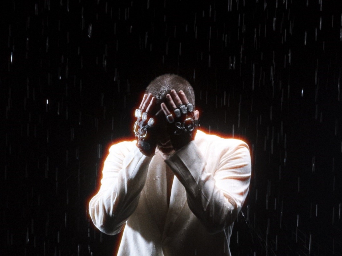 Good job Nicky: Κυκλοφόρησε το επίσημο music video του Dark side of the moon