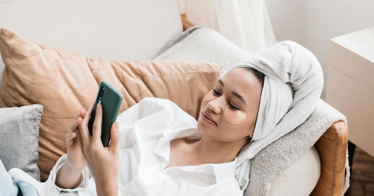 Aυτά είναι τα πιο δημοφιλή beauty hashtags στο Tik Tok που έχουν εκτοξεύσει τις πωλήσεις