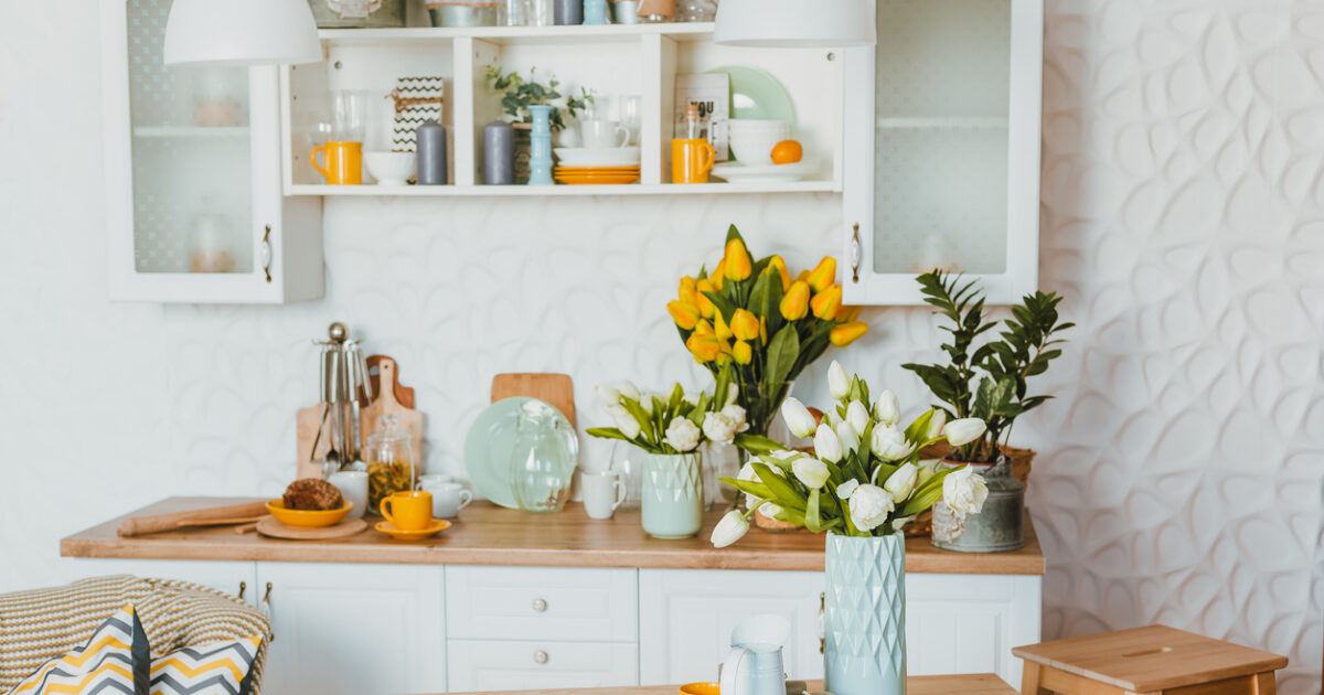 Πώς να κάνεις ανοιξιάτικο reset στην κουζίνα σου σε ένα απόγευμα