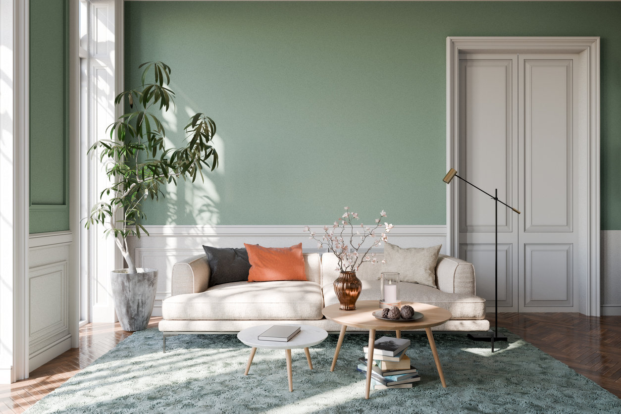 Ο καναπές δεν φτάνει! Πώς να στήσεις γύρω του ένα σαλόνι που δείχνει ολοκληρωμένο